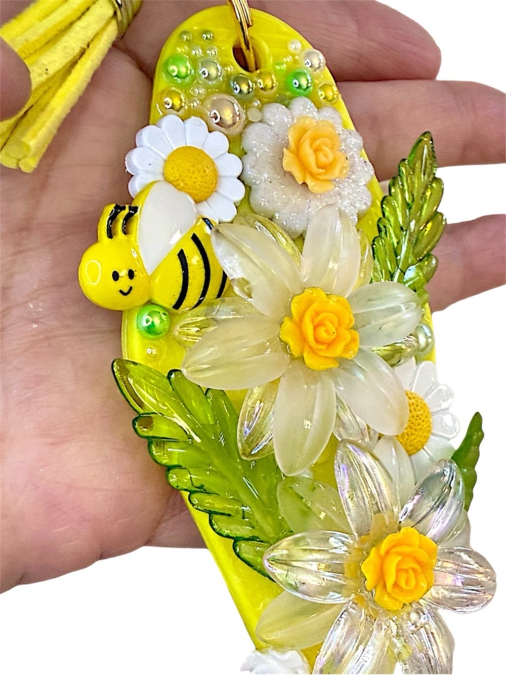 Keychain, Hand Crafted Mothers Day Gift, Resin, Yellow Spring Flower, bumble Bee
